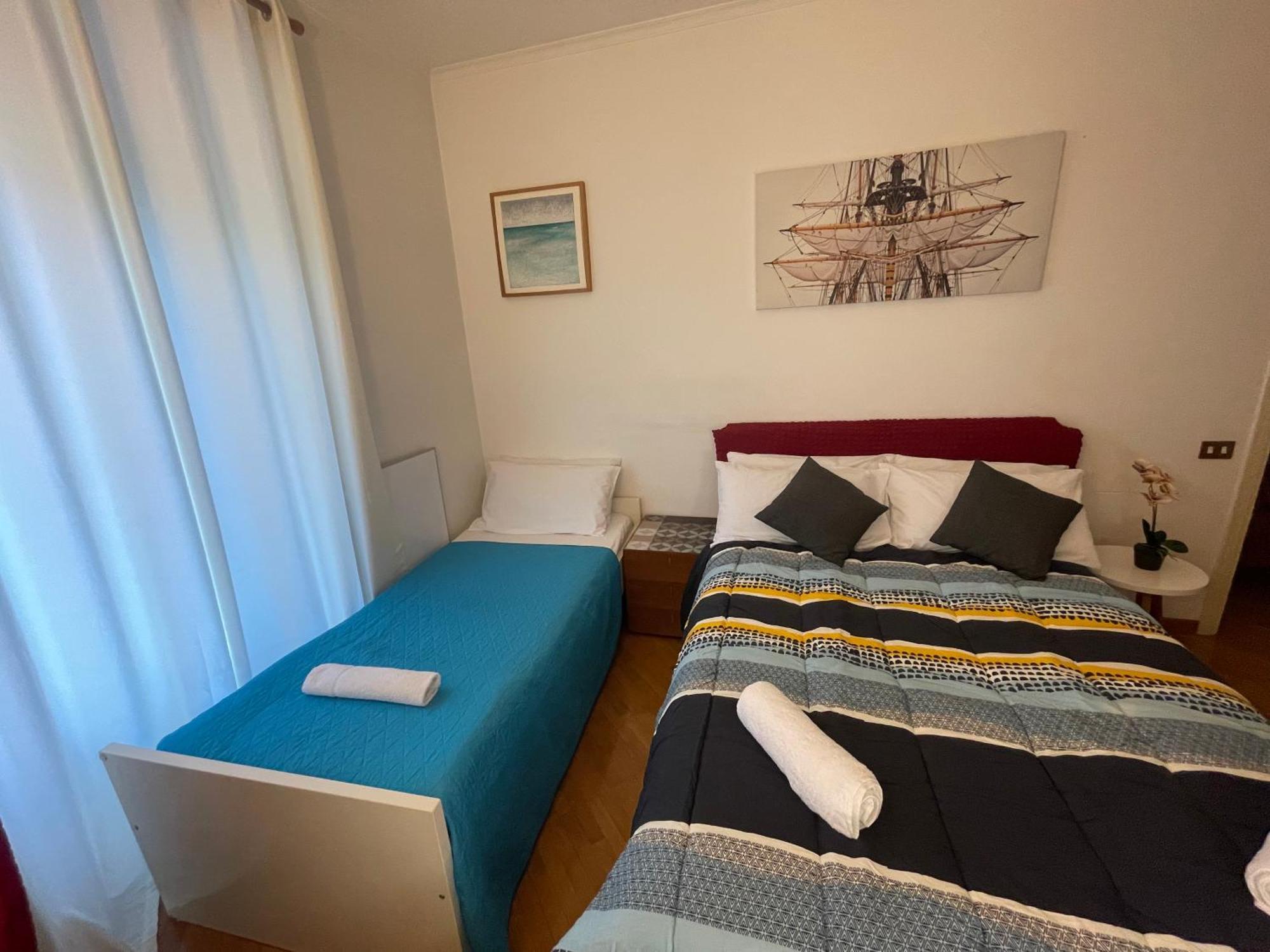 Holiday Colosseum Rome Bed and Breakfast Eksteriør billede